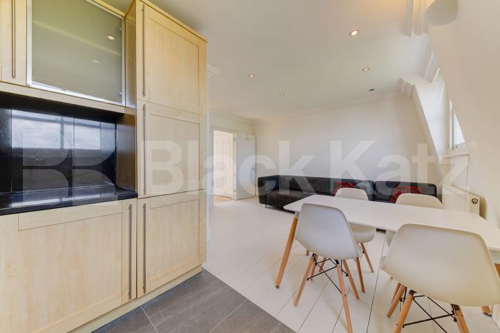 Top Floor 1 bedroom property only a short walk to Upper Holloway Station Tollington Way  , Holloway